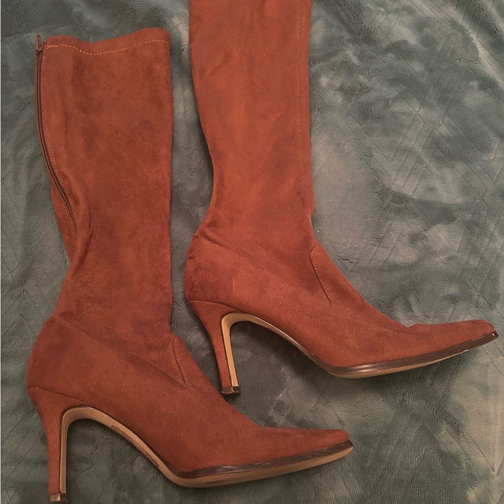 Sam & Libby Rust Brown Suede Knee-High Heeled Boots